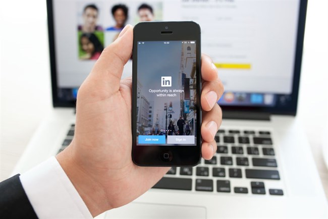 How to use LinkedIn to Grow Your Business Network - #TuesdayThoughts